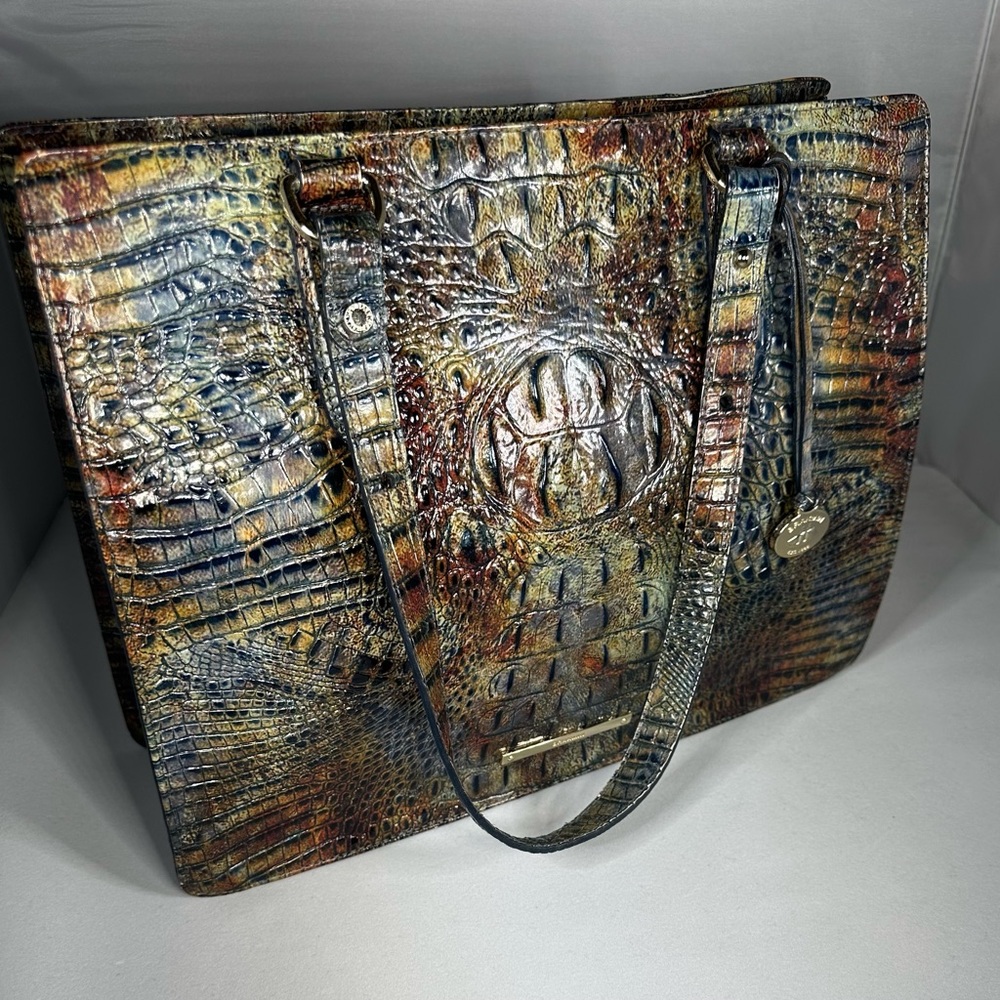 Brahmin Medium Camille Cedar Melbourne the croc-embossed real leather tote. - Picture 3 of 10
